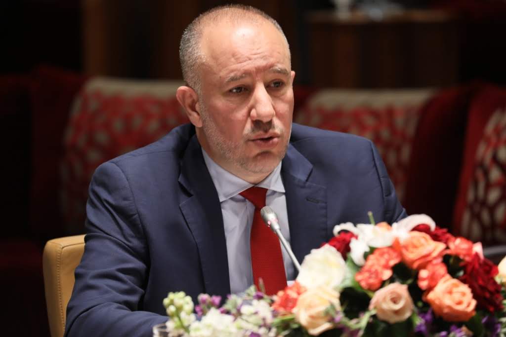 رئيس الفريق يصف الحكومة بالاجتماعية بامتياز