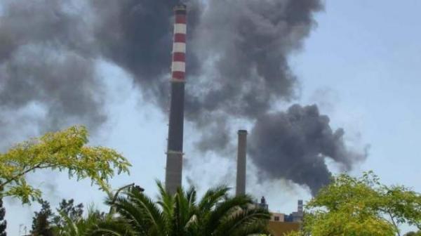 إبراهيمي ينبه لمخاطر استعمال الفيول في انتاج الطاقة ويدعو لإبعاد "محطة القنيطرة" عن التجمعات السكانية