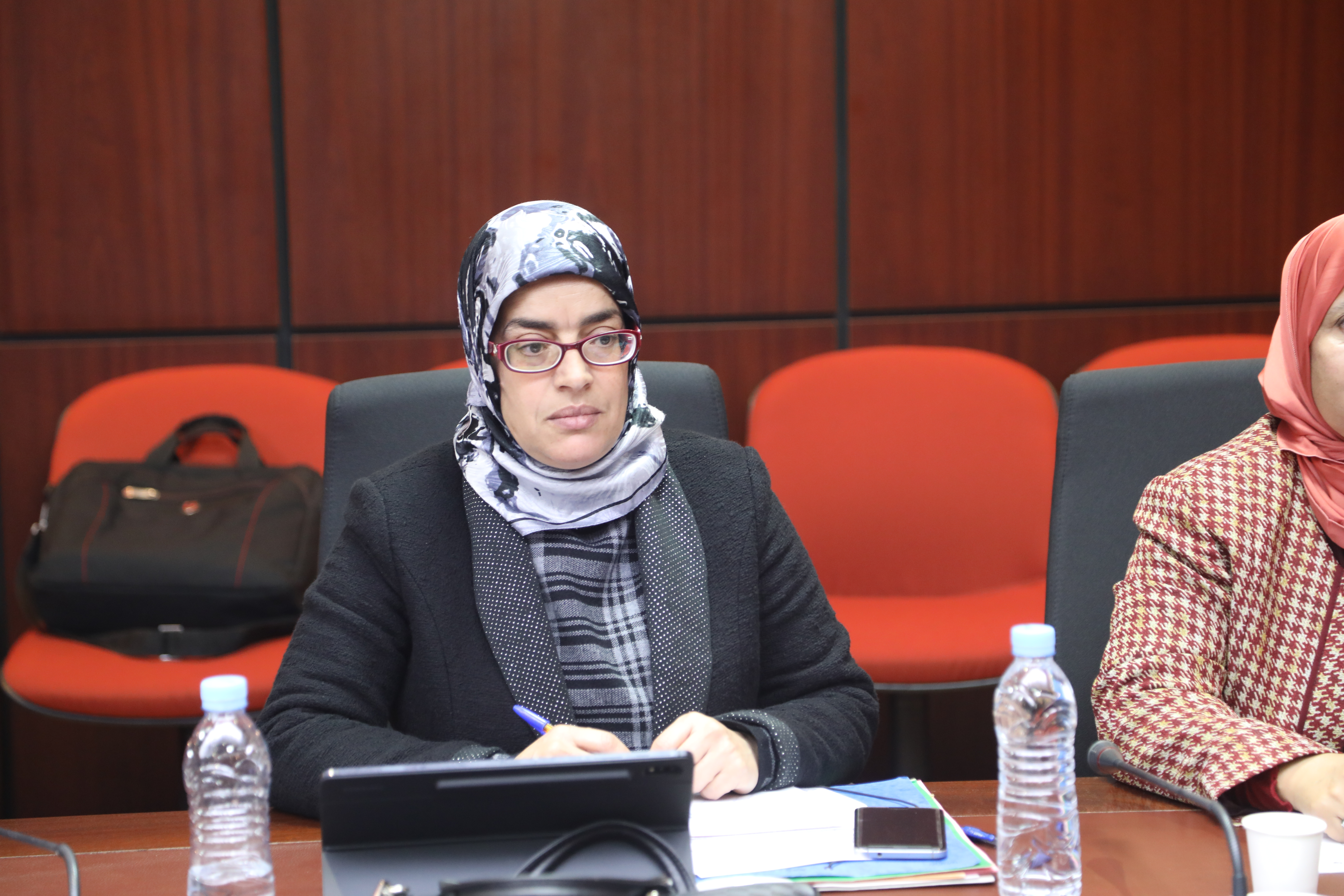 عفيف تنتقد وضعية "العربية" بالمقررات الدراسية وتدعو لمعالجة هدر الزمن المدرسي