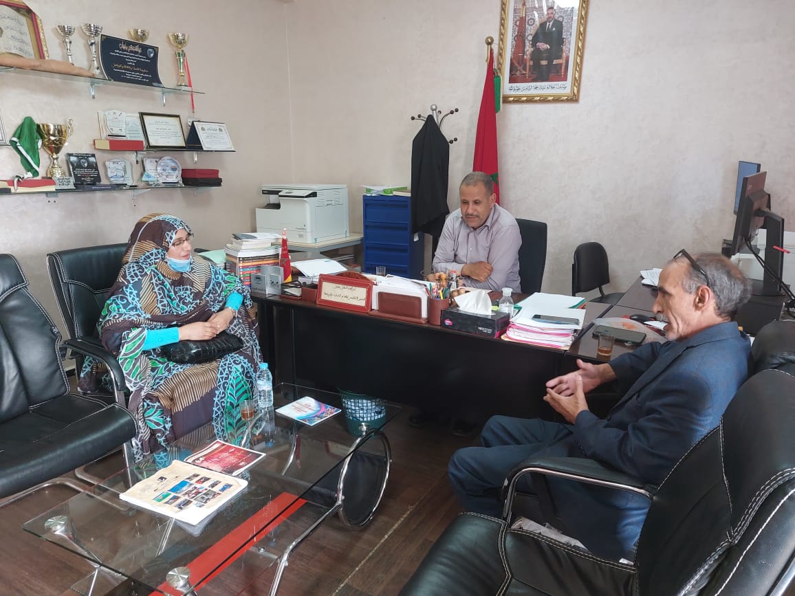 أبلاضي تتدارس مع مسؤولي "الثقافة والشباب" بطانطان استعدادات عملية التخييم