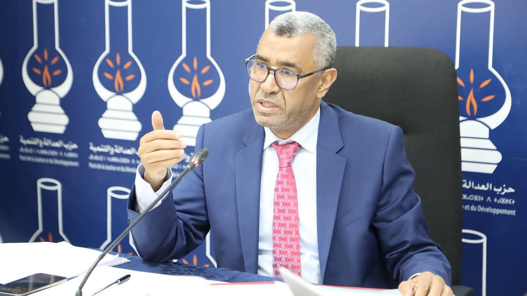 بووانو:  تنازع المصالح عند رئيس الحكومة خطأ فادح يجب أن يدفع ثمنه