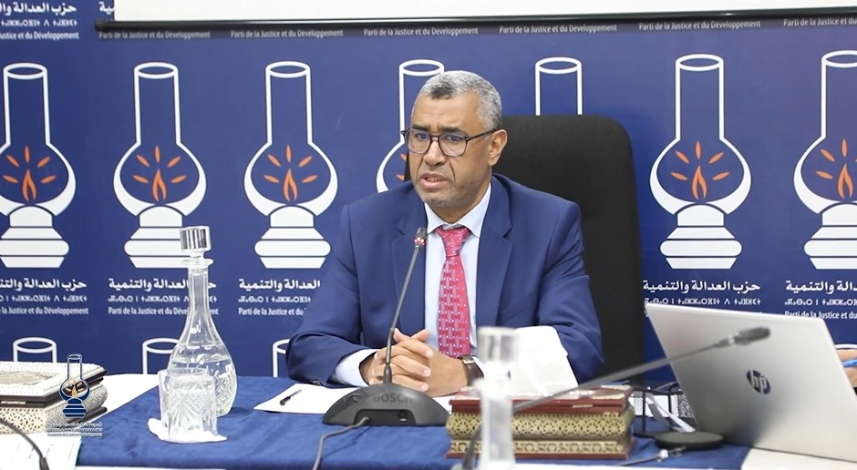 بووانو: الحكومة تخبط خبط عشواء في التشريع وسحبت القوانين لملاءمتها مع مصالح شخصية