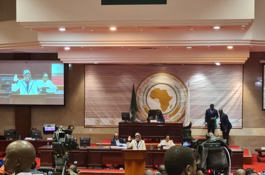 حيكر يشارك بميدراند في اجتماعات اللجان الدائمة والاجتماعات المصاحبة للبرلمان الإفريقي