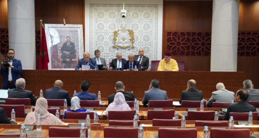 لقاء دراسي لـ "العدالة والتنمية" يناقش دستورية "الشركات الجهوية متعددة الخدمات" 